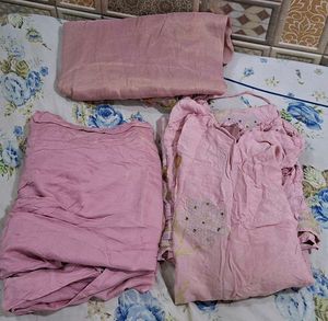 Pink Kurta Set with Floral Embroidery
