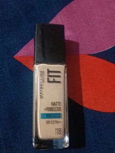 Maybelline Fit Me Matte + Poreless Foundation