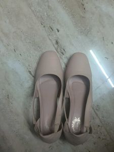 Elegant Nude Slingback Flats
