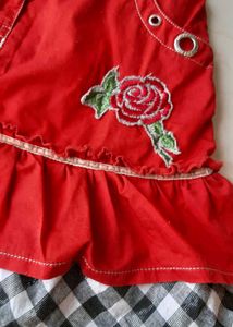 PEPPERMINT RED SKIRT 6-7 yr girls