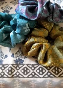 Vintage Hair Scrunchie