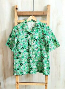 Vibrant Green Short Sleeve Button-Up Shirt Size-38