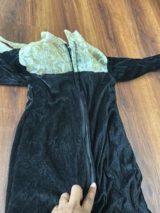 Black velvet dress for 6-8yrs