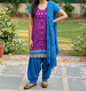 Traditional Bandhani Kurta Set