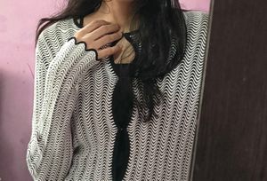 Chic Wavy Knit Cardigan