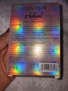HUDA COLORRadiantEleganceBAKED HIGHLIGHTER