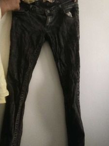 Stylish Black Washed Denim Jeans