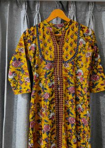 beautiful yellow Floral Print Kurta with Dupatta