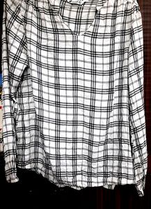 Mavie Branded Top
