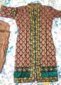 Chhabra 555 Embroidered Kurta and Churidar Se