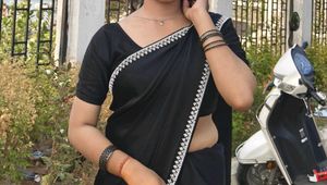 black saree 💥🥵