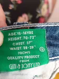 Straight Cut Blue Jeans