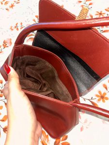 Chic Brown Shoulder Bag