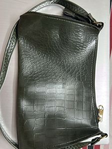Chic crocodile print Shoulder Bag - green