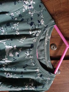 Cute Green Floral Crop Top