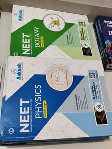 Aakash NEET Study Material Set