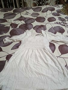 Elegant White top