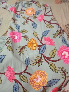 Beautiful Floral Print Kurta Set