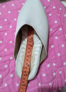 Musse &amp; Cloud White Flats, Imported Pure Leather