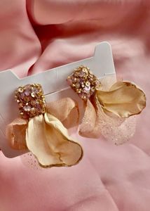 Elegant Rose Gold Earrings with Tulle Accent