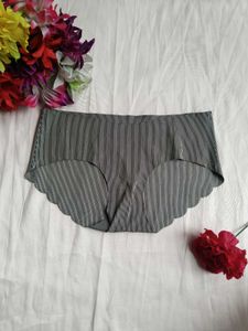 Striped Seamless Briefs