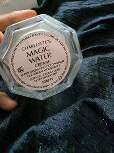 Charlotte Tilbury Magic Water Cream