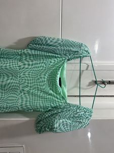 Green &amp; White Geometric Print Midi Dress