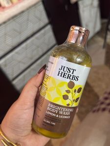 Just Herbs Brightening Body Wash