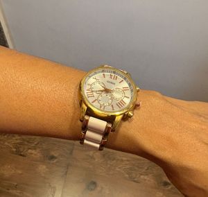 Guess  Watch