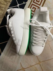 White Fashion Sneakers