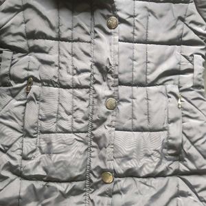 Stylish Quilted Winter Coat with Hood