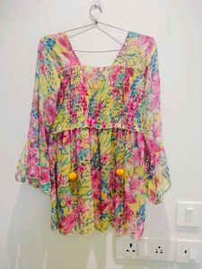 Floral Print Top With Tag Fixed Price