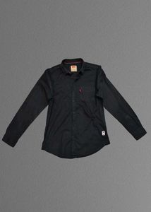 Classic Levi's Black Button-Up Shirt