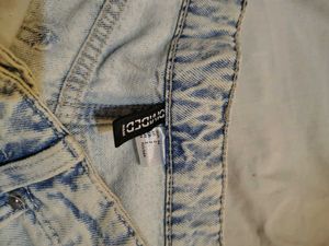 H&amp;M Light Wash Jeans