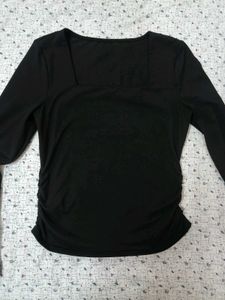 Chic Ruched Black Long Sleeve Top