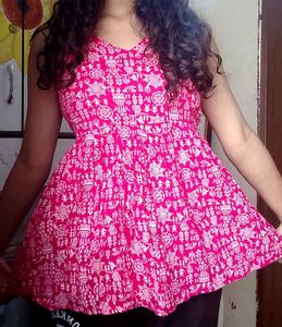 Stylish Pink warli Printed tie up Sleeveless kurti