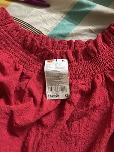 Full sleeve top