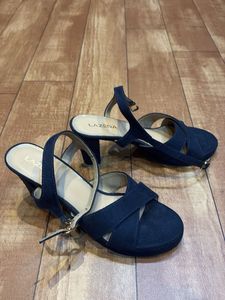 lasers Elegant blue heels