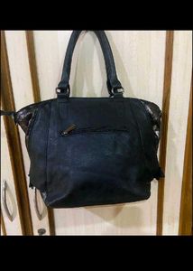 Chic Black Faux Leather Handbag