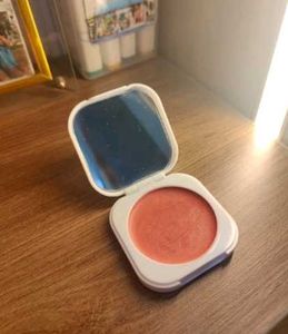Lip and cheek TINT with Mirror