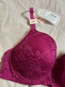 Lace Padded Bra - Elegant &amp; Comfortable