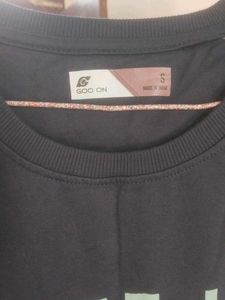 Graphic Print Long Sleeve T-Shirt
