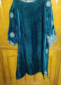 Elegant Teal Velvet Kurta