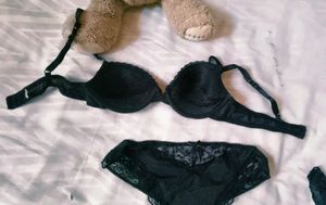 Very Beautiful N Comfortable Satin Bra With Penty