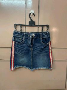 Branded Stretchable denim mini skirt, 5-6 yrs