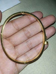 Chic Bangle Bracelet with Crystals