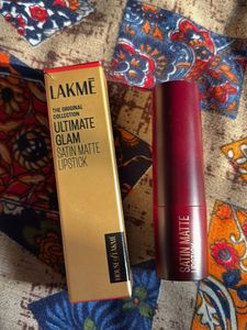 Lakme Ultimate Glam Lipstick- UR1 BOLD RED
