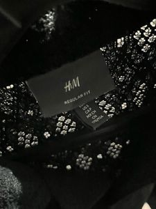 Elegant Black H&M Cardigan