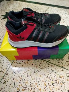Stylish Adidas Black/Red Sneakers