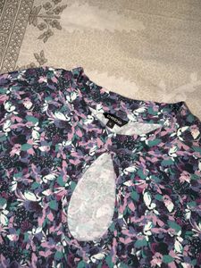Floral Print Keyhole Blouse